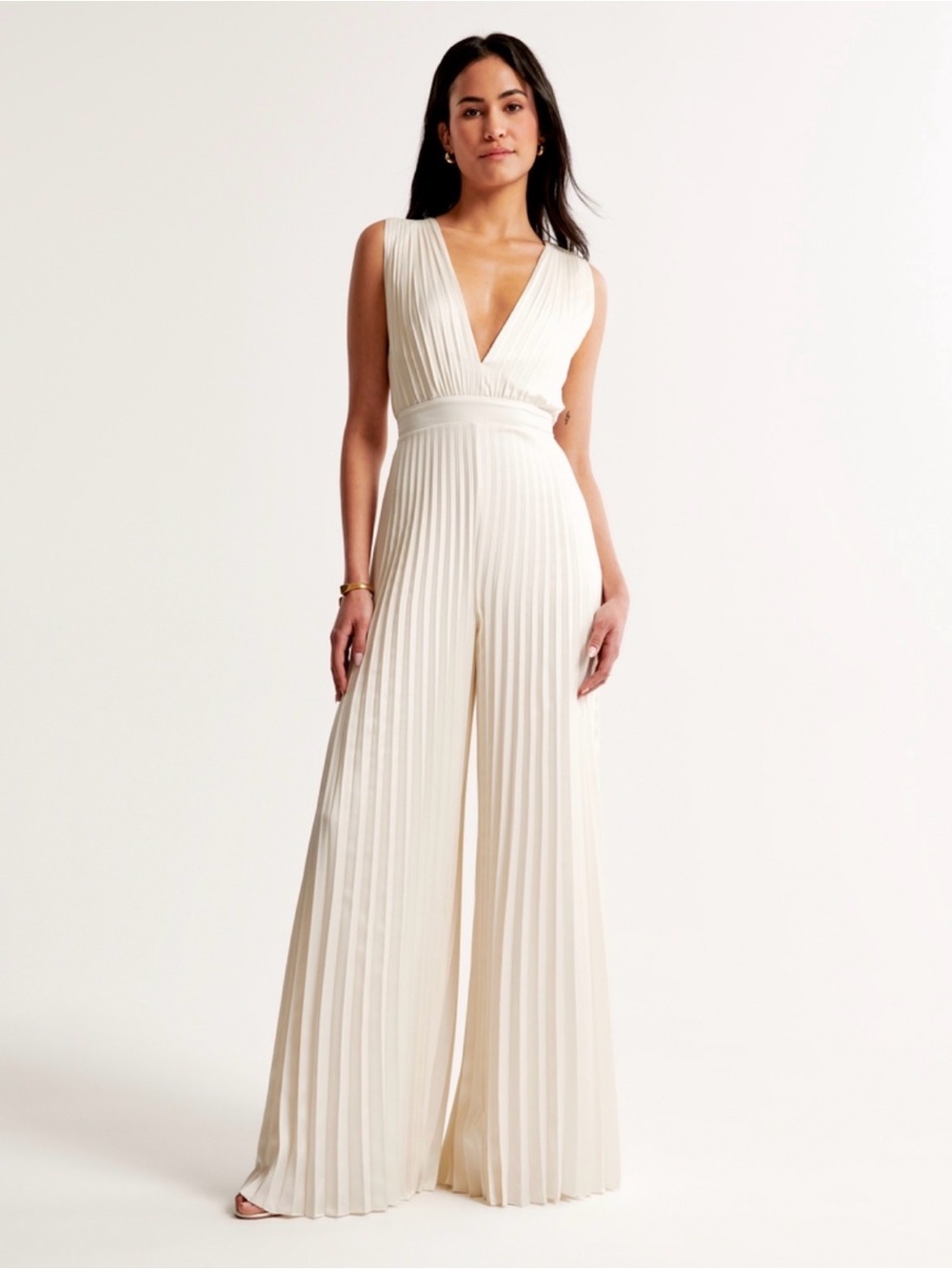 Abercrombie Giselle Pleated Wide-Leg Jumpsuit in Ivory